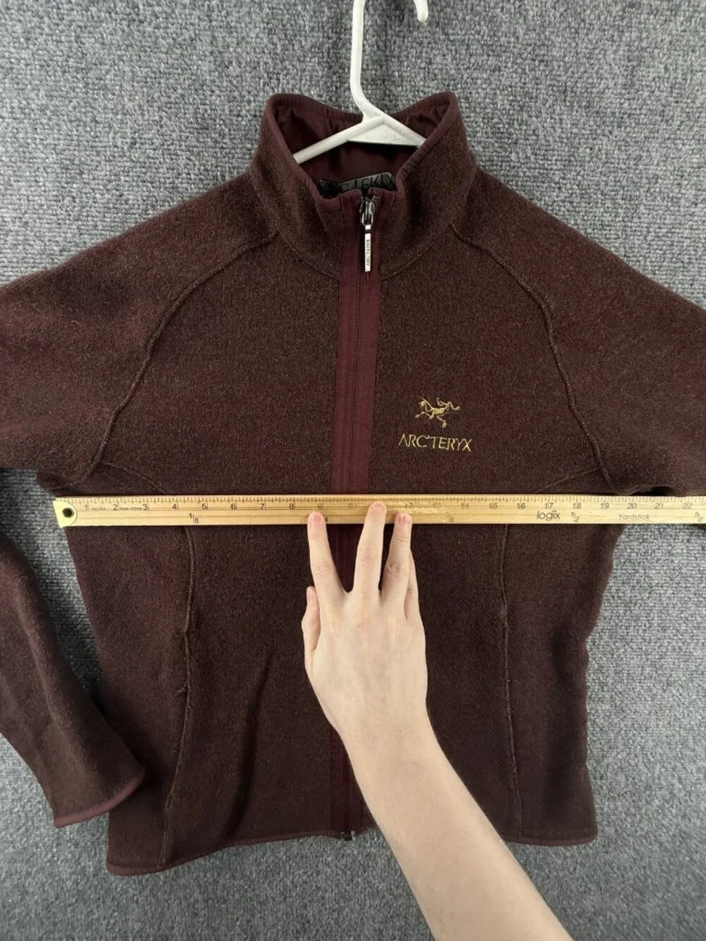 VTG Arc’teryx Regent Cardigan 2006 Large Raspberry Italian Wool Blend Red Brown